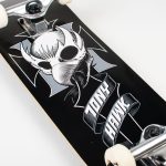 Birdhouse komplett gördeszka Hawk crest 8.00"